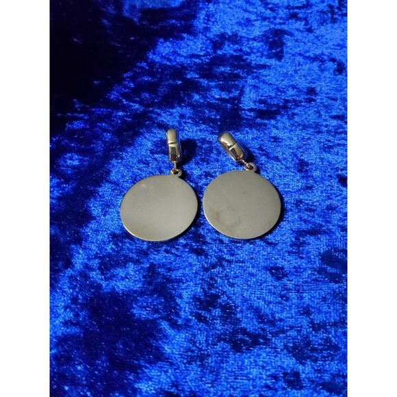 vintage pair of gold tone engravable round pendant / charm - Picture 3 of 5